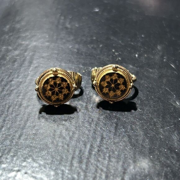Vintage Avon Signed Starburst Gold Tone Clip-On Earrings - Picture 1 of 5